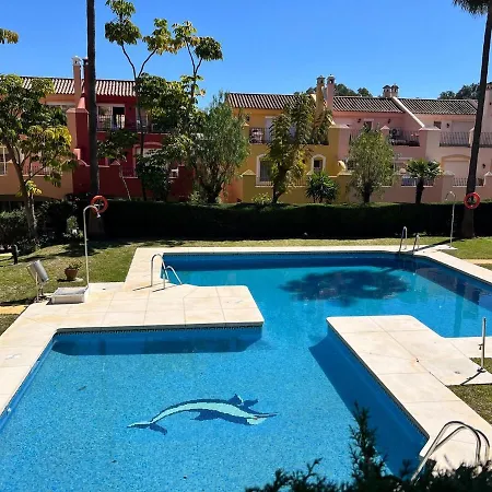 Dom wakacyjny La Brisa Townhouse Golden Mile *
