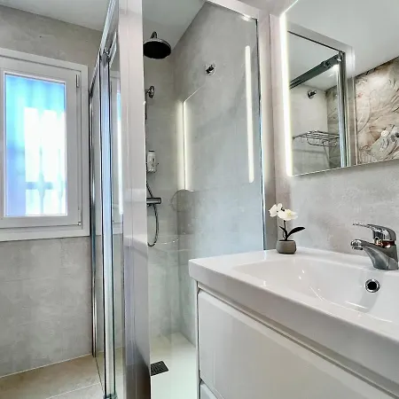 Dom wakacyjny La Brisa Townhouse Golden Mile *