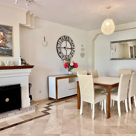 La Brisa Townhouse Golden Mile Dom wakacyjny